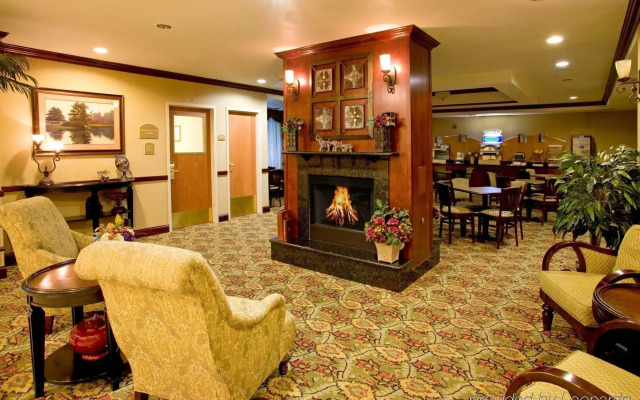 Holiday Inn Express & Suites Selma by IHG