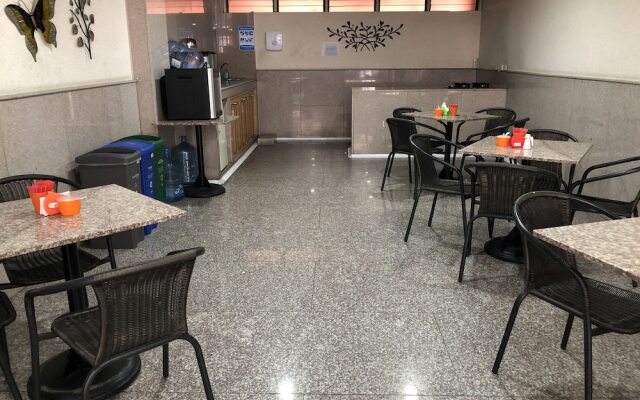 Hotel Bogota Inn Parkway