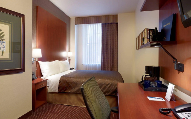 Club Quarters Hotel Rittenhouse Square, Philadelphia