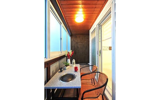 Sea Road Pension