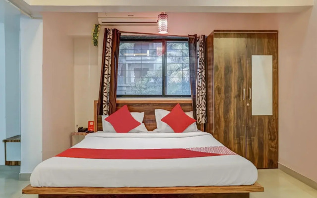 Aero Studio by OYO Rooms