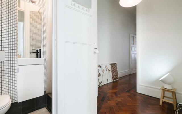 Baixa24 · City Center Private Sun Deck Apartment