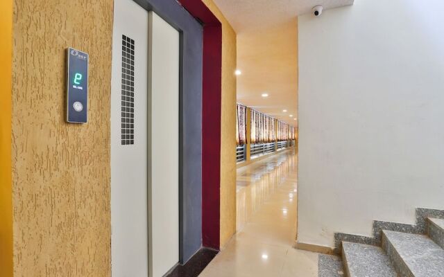 Oyo 23615 Sparsh Inn