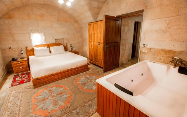 Caldera Hotel