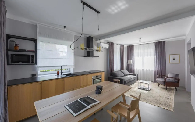 Minimalist. Apartment & Studio