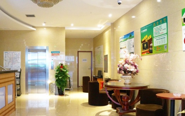 GreenTree Inn Shanghai Xintiandi Laoximen Subway Station Shell Hotel