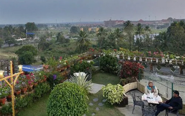 Lotus8 A'part Hotels Kochi Airport