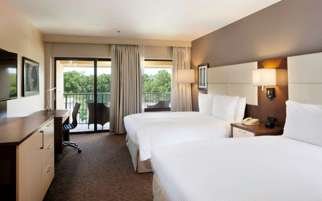 DoubleTree by Hilton Williamsburg