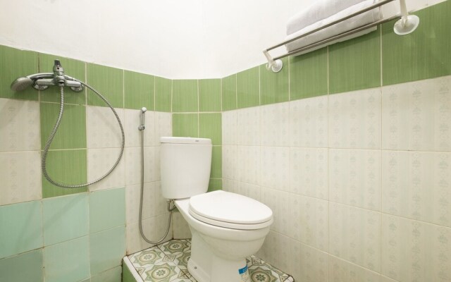 Hotel Brosta by OYO Rooms