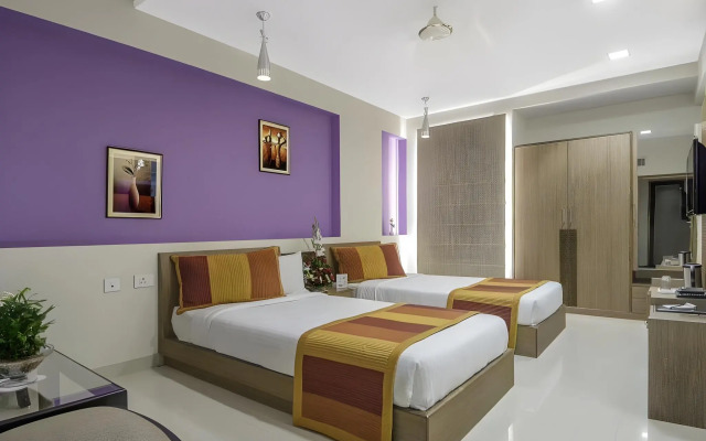 Hotel Yash Regency