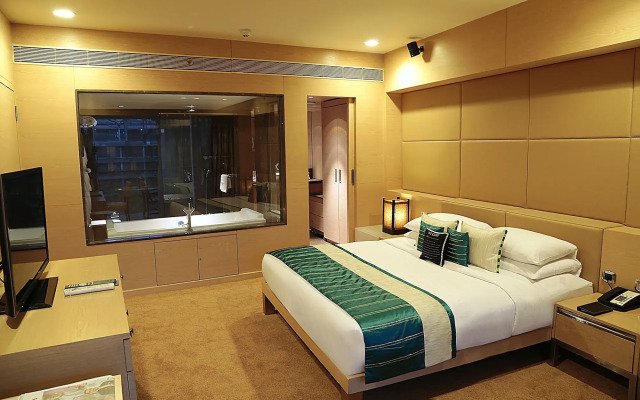 Sahara Star
