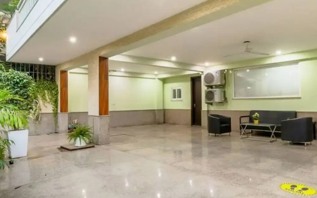 Medical Friendly 2 BR Near Fortis Parfait Street