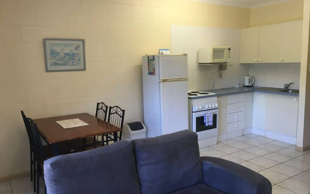 Whitsunday Waterfront Apartments