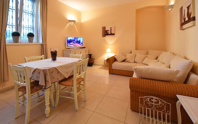 Villa Deni Civray 25842