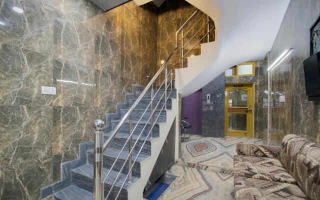 OYO Flagship 23665 Hotel Ajay