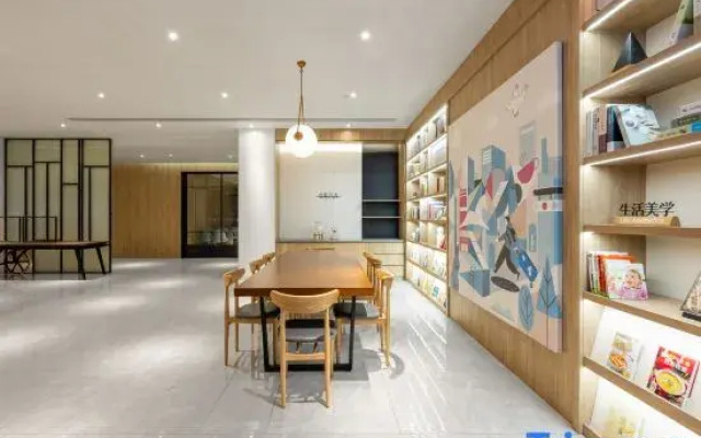 HanTing Hotel (Changzhi Wanbo Decoration City)
