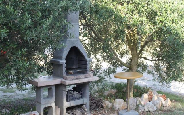 Apartment Petar - 50m from sea