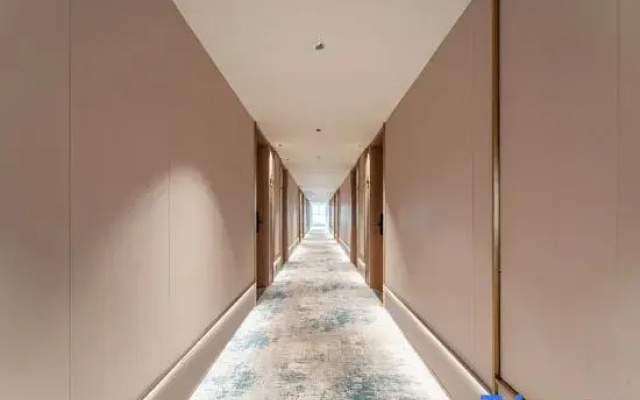 Starway Hotel (Xi'an Eurasia College)