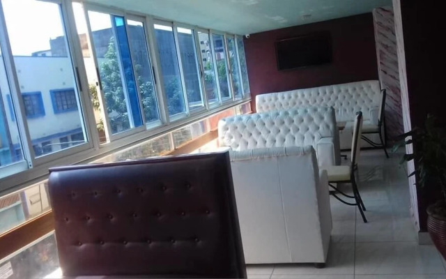 Delfirm Hotel