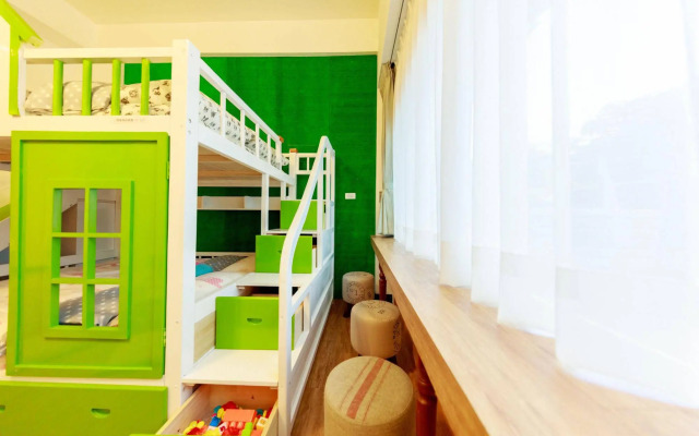 SR Life House