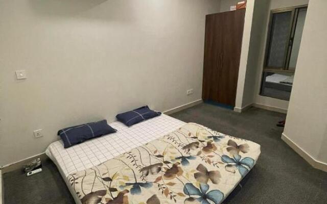Near AirPort/Motorway/Daewoo - Large 3BHK Apt