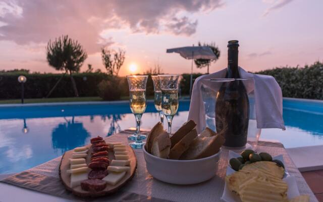 RIPARI DI GIOBBE 6&2, Emma Villas