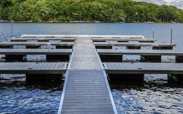 Fox Den 3 Bedroom House