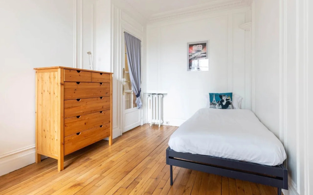 Zola Riverview Great 2 Bedroom in Paris