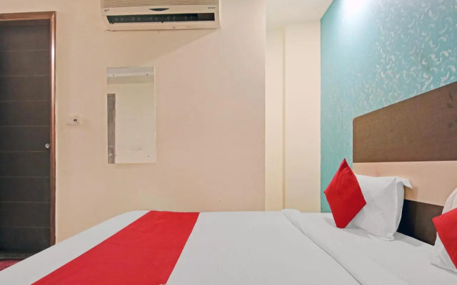 Oyo Flagship 807479 Hotel Collection