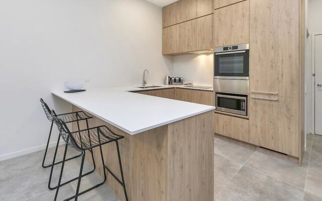 QV Modern downtown upmarket Apartment - 771