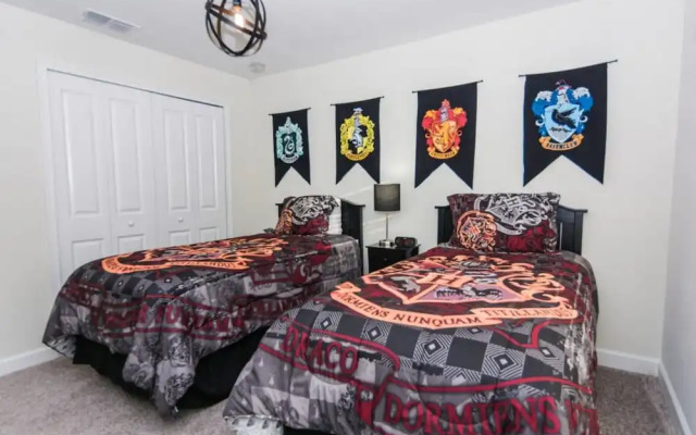Amazing Townhome with private pool SL3054