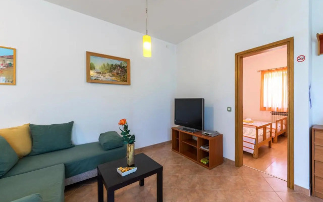 Apartments Pino