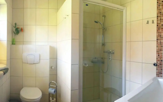 Spacious Apartment in Stralsund with Garden