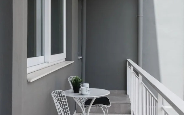 WYZ Attiki Aparthotel