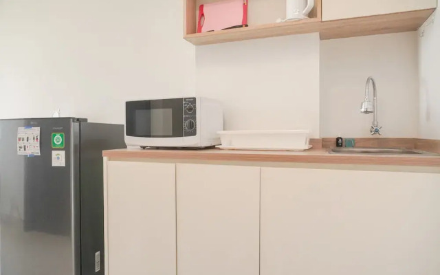 Good And Comfy 1Br (No Kitchen) At Citra Living Apartment