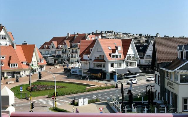 Renovated Flat Near Beach