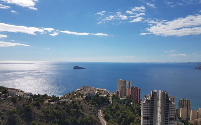 Benidorm Sky (Torre Lugano)