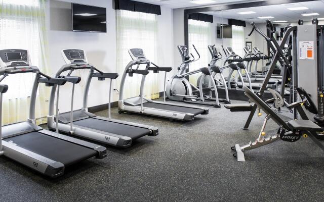 Holiday Inn Express & Suites Madison Central by IHG