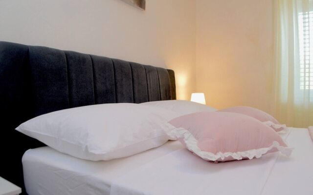 Lovely 1-bedroom Apartment Venilia Rudin