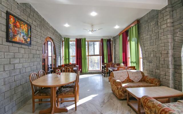 Fabexpress Malti Guest House