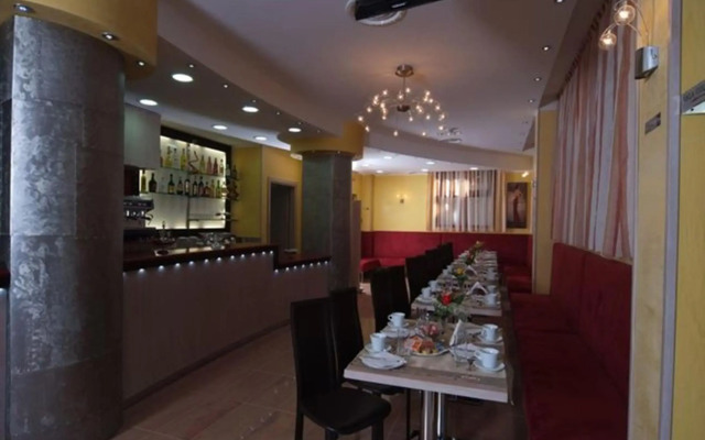 Hotel Cristal Eboli