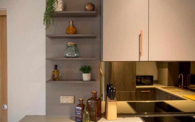 The Quadrant - The Palm Suite