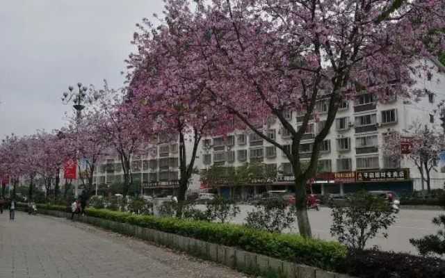 Yangshuo Tianlun Hotel