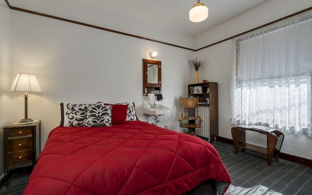 Ryan Hotel