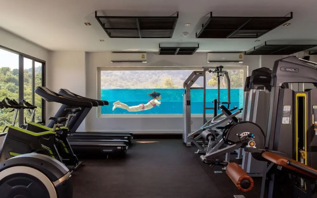 Naiharn Loft near Beach UTL B325