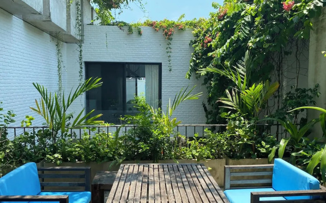 Thang House - Close To Nature