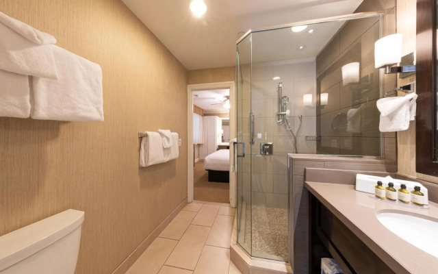 Carlsbad Inn Beach Resort