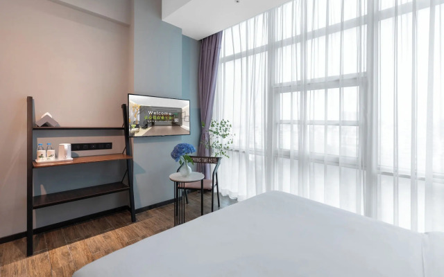 Spring Time Hotel