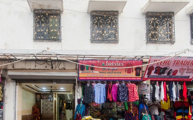 Shivar Guest House by OYO Rooms