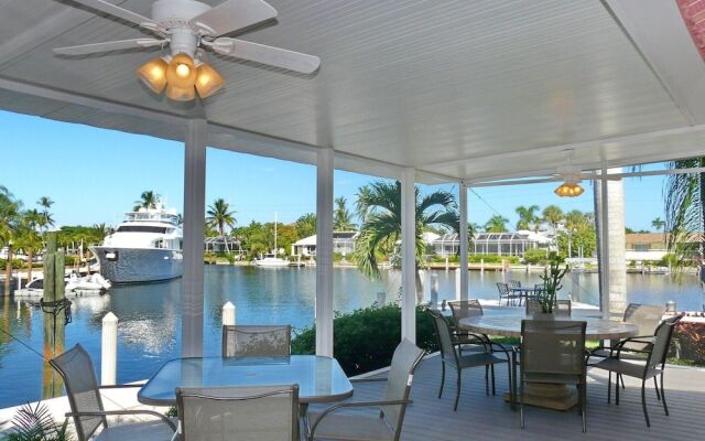 848 Buttonwood Court